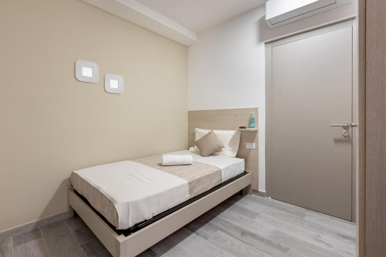 Deledda Home Cagliari Exterior photo