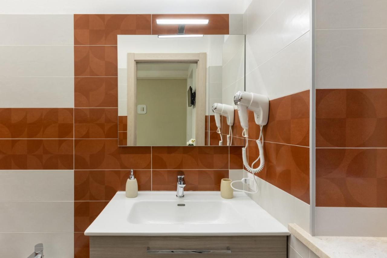 Deledda Home Cagliari Exterior photo